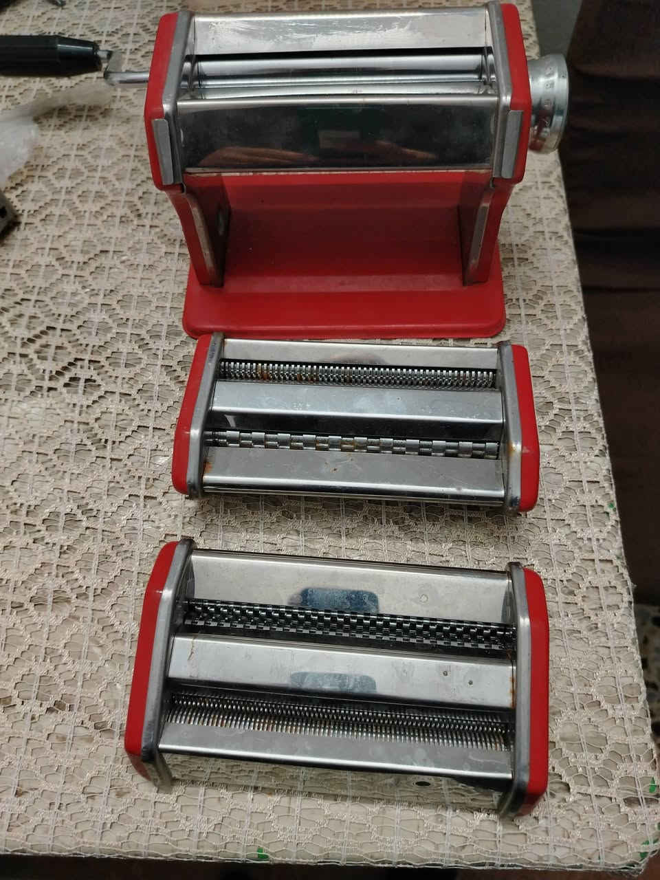 السلام عليكم مكينة صنع معكرونة وبورك أصليه كلش نظيفة سعرهه ٢٠ وبيه مجال بغداد حي الجهاد ***********
