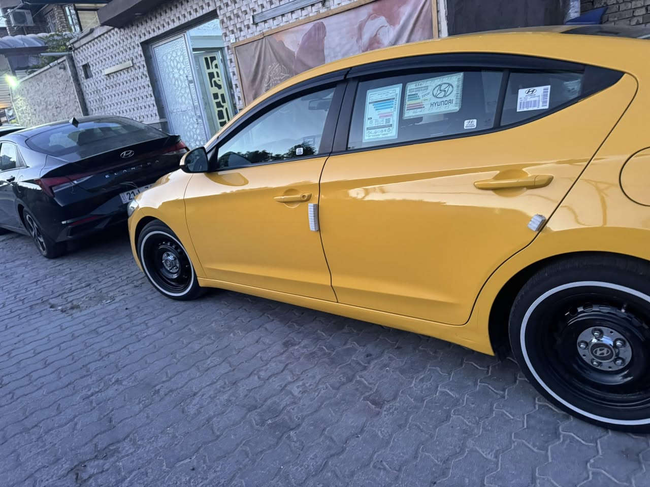 سلام عليكم النترا 2017 حادث موضح بلصور فقط حادث امريكا مكينه 2000 دوش منظومه غاز شغاله منظومه زنون اصليه  ماشيه 104  سياره خير من الله بلعافيه على الياخذها السعر 120 مجال بسيط مكاني بغداد ***********
