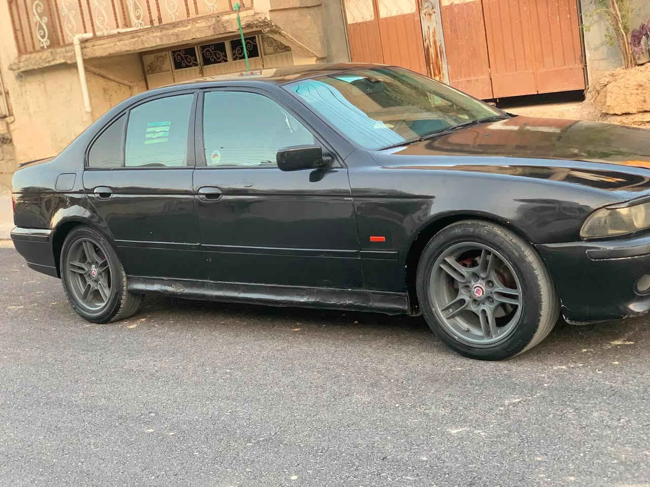 سلاوی خوا لە هەموو لایک  
لەسەر ازنی اددمین525 bmw saqar 
بە شەرت گیر مەکینە مەنەفیس ابراهیم خەلیل
٢ جام کارەبا 
کوشن هتەر
تەبرید سارد گەرم
گیرو مەکینەی بەشەرت سەرف بوخار نیە
بەشەرت موس و براوە ماڵی
مەدەنی و دزینی بەشەرت  
——-نرخ-٢٨ گەڵا
هەموو شتیکم نوسیوە چات مەکە حکایت بکەیت پرسیار بکەی موشتەریت سەیارەم لە
کەلارە لە خزمتام  -ژمارەی واتس ئاپ ***********

