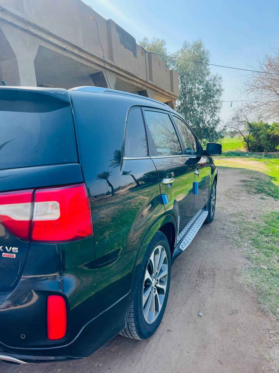 السلام عليكم كياا سورنتو 2014
SX
وارد امريكي ضرر بنيد ودعاميه فقط... 

محرك . V6. 3600

فول فول 1/1 موصفات .. 

بمصة تشغيل ..  بصمة ابواب

سقف   بانوراما .. 

بردات .. جنبيه 

تحكمات .. مانع انزلاق 

حساسات امامي خلفي .. 

مري شفط .. 

ترحيب بيبان ..  

يدات نيكل .. 

جنطه كهرباء  ..راكب 7 .. 

كشنات جلد + كهربائية

3 قطع تبريد

للتواصل ***********

السعر 150 وبيها مجال
