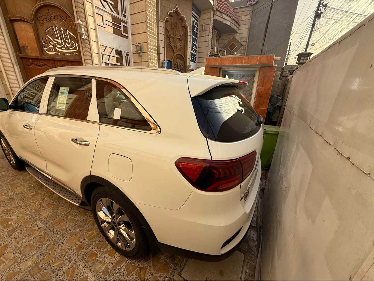 السلام عليكم 
كيا سورنتو موديل ٢٠٢٠
فول مواصفات جي تي لاين 
السياره جديده كلش ريحه الشركه بيه
ماشيه ٢٥ الف كيلو
للتواصل الاتصال على رقم الهاتف 
***********
متوفر واتساب واتصال بغداد, العراق
