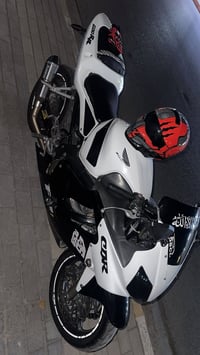 هوندا F4i • كمرك واوراق • ما مرقمة