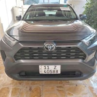 ‏2025 Toyota RAV4 Hybrid XLE ‏ مرقم بغداد  تويوتا رافور 2025 XLE السيا...