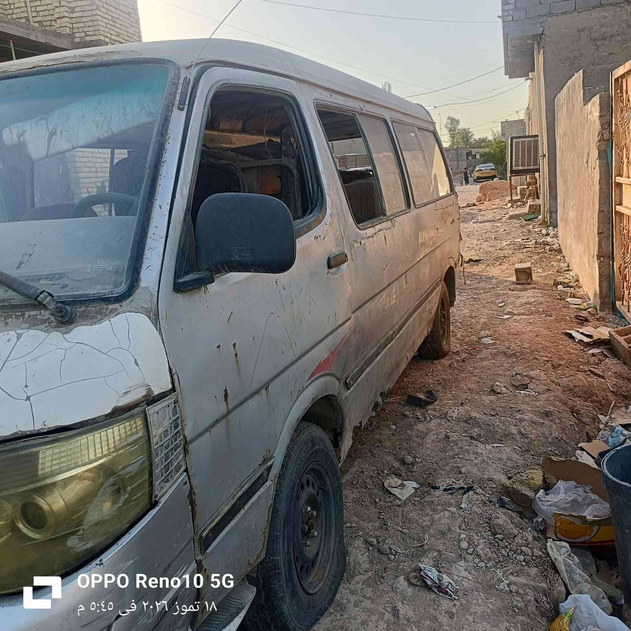 السلام عليكم فتون موديل 10 محرك يبخر جير الثاني يفلت اكسل حلو دواخلها حلوه السياره السياره تمشي ما بيها شي  شغاله عوزهة ترتيب بيها وكاله مكانه بغداد مدينه الصدر السعر 11 ورقه وبيهة مجال للاستفسار الاتصال على الرقم ***********
