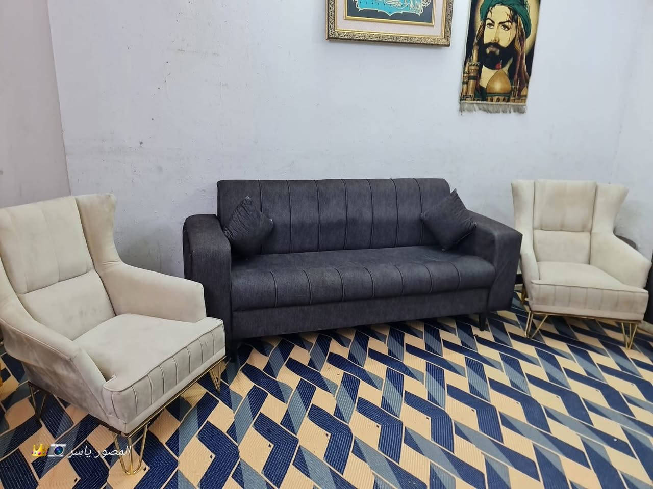 تخم 12مقعد اخو الجديد سعره 325 وبي مجال العنوان بغداد ***********

