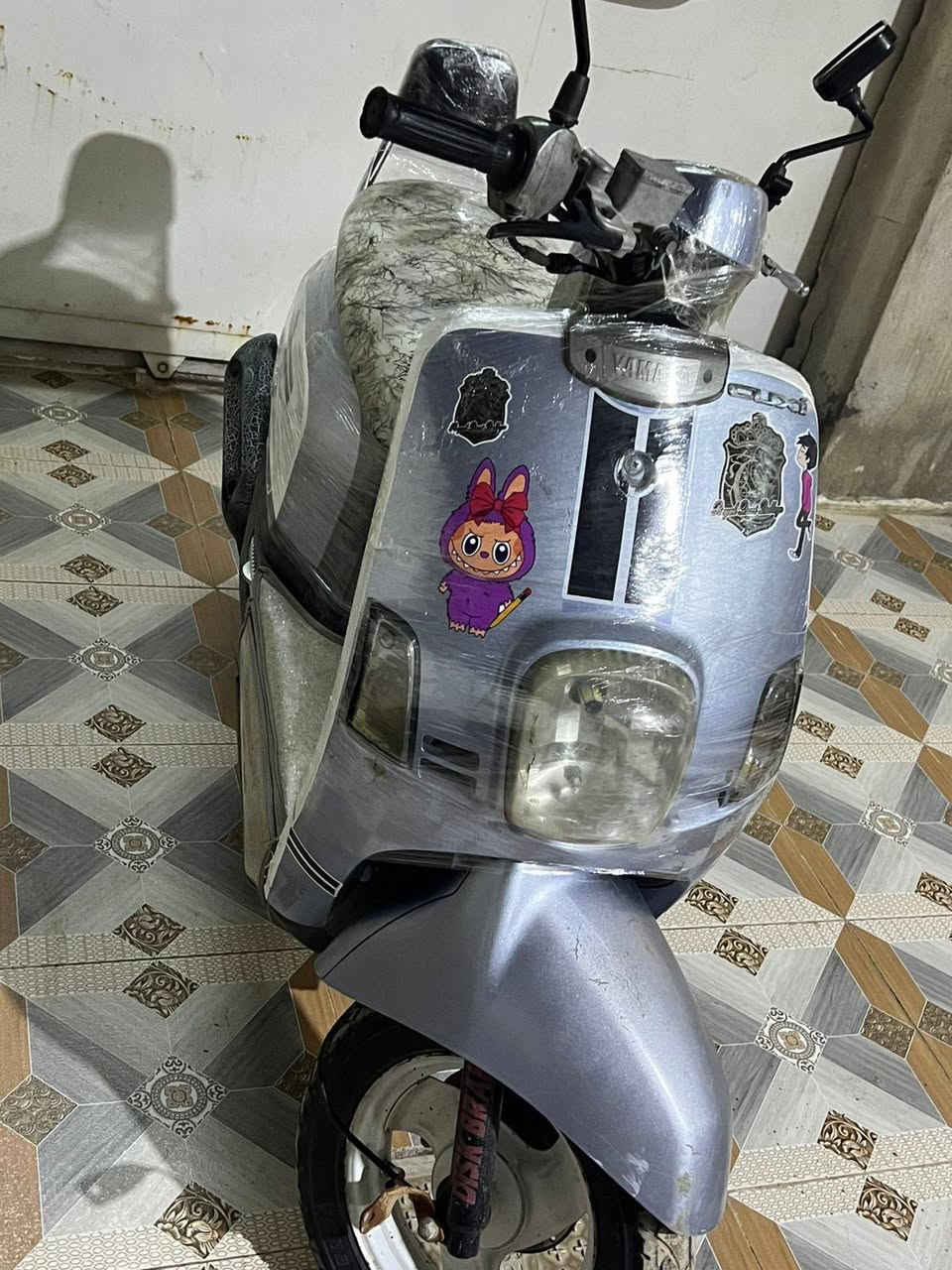 سلام عليكم دراجه بوليس نضيفه مامفتوحه كله بلاد كابريتر بلاد سلف بلاد شعندك مراوس بي تايكر نزل ***********
