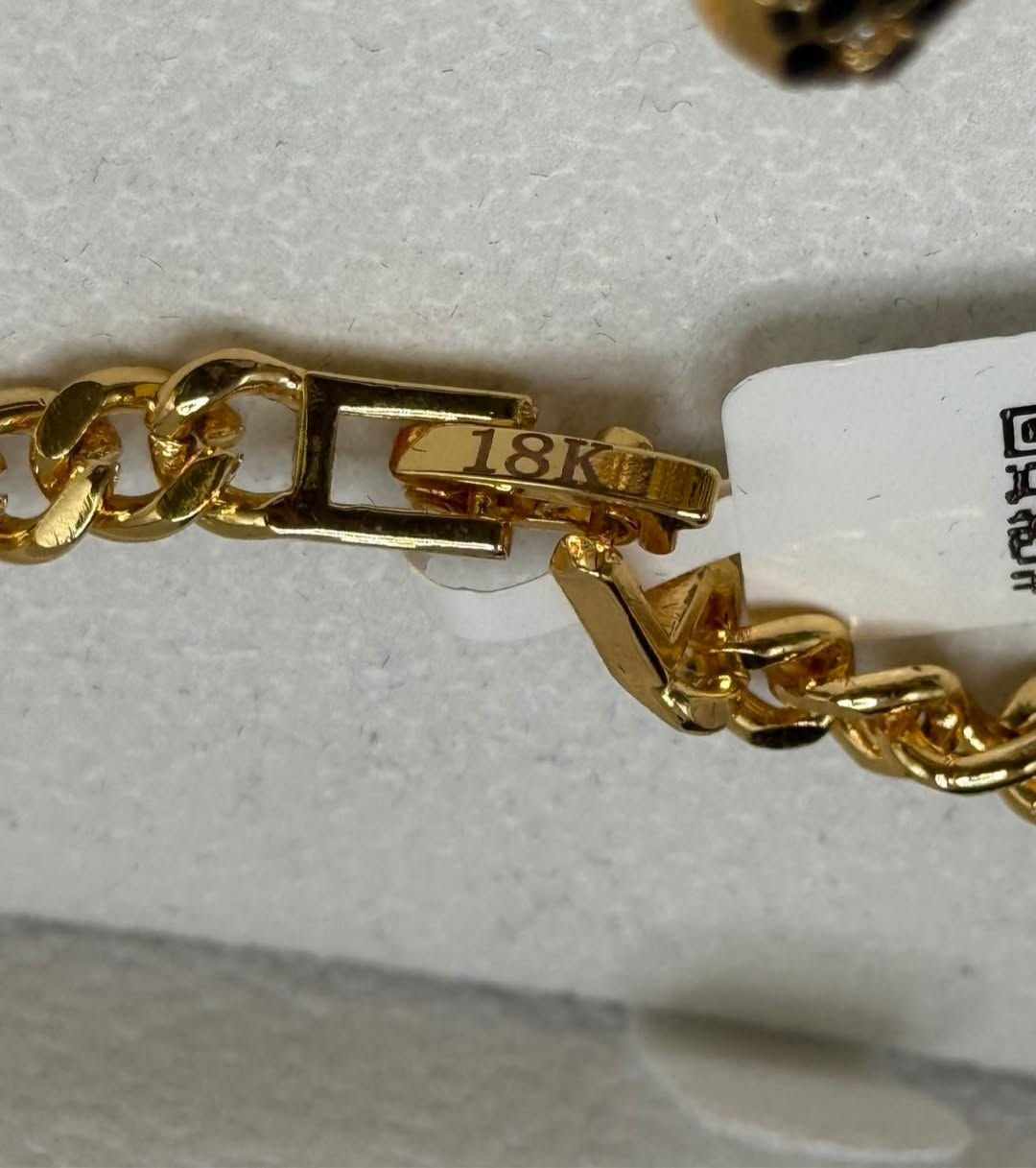 سيت ماركة bvlgari امزون مختم 18k طلاء ذهب
يوجد توصيل كافة محافظات العراق


**إذا كنت صاحب هذا الإعلان وتريد حذفه لأي سبب، رجاءا أرسل رسالة إلى الدعم الفني**