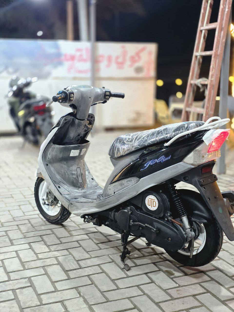 سلام عليكم شباب دراجه حاويه مامفتوح برغي بيها الشراي يتصل ***********
