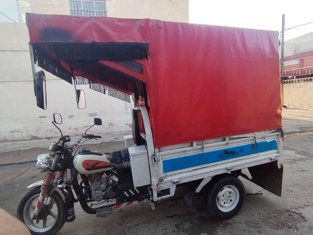 ستوته للبيع موصل رشيديه 1,400 بمجال ***********
