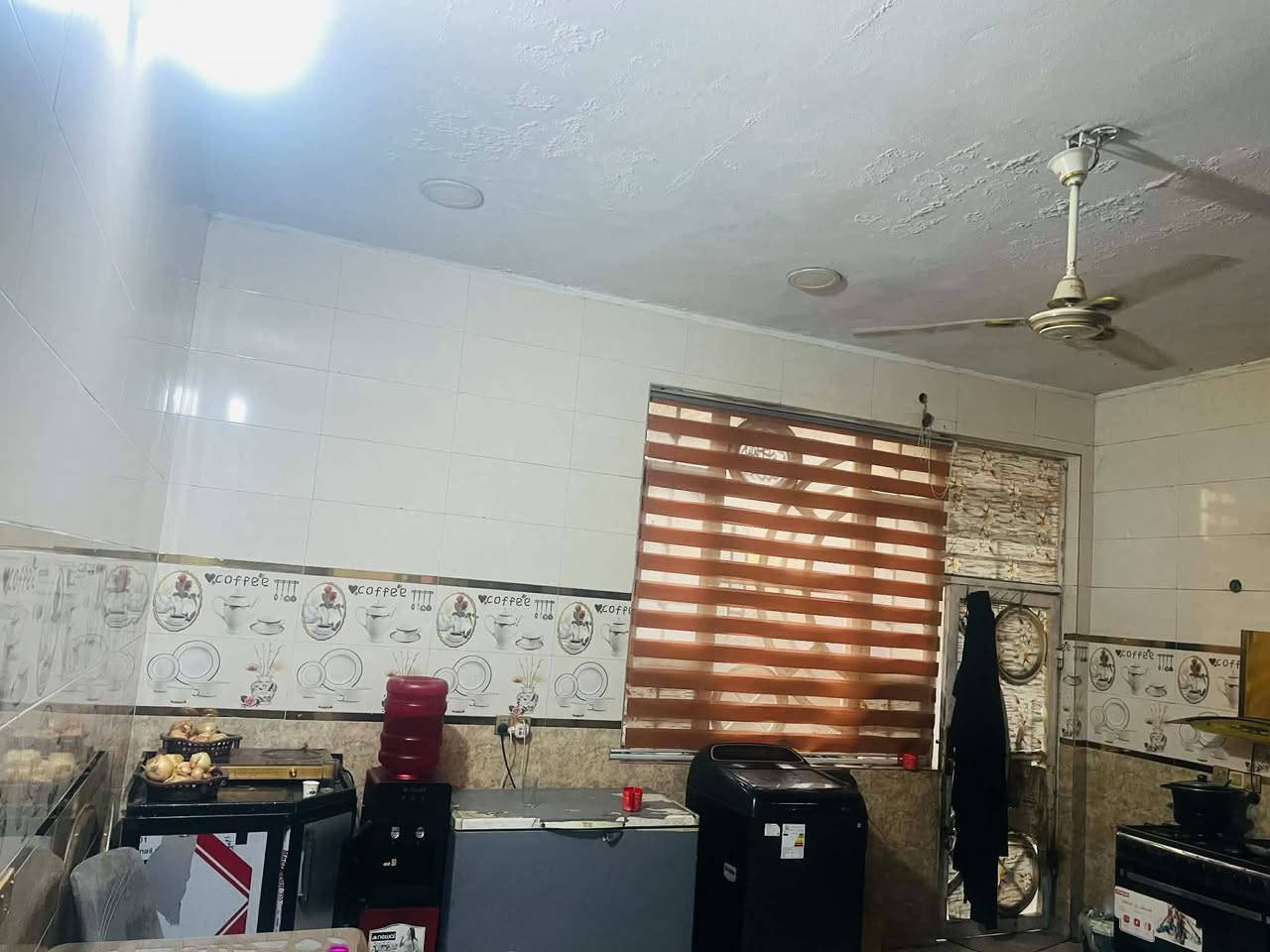 ⚜بسم الله الرحمن الرحيم⚜
                  🎗اعلان رقم 18🎗
🎄دار سكن في منطقة دور العمال طابقين🏡

🔸️المساحة📐(200م) (10*20) 

🔹️صنف العقار طابو صرف

🔸️خدمات كاملة  ( ماء و كهرباء و مجاري و تبليط)

🔹️عرض الشارع 10م 🌄

🎯العنوان// شارع (كوت _ عمارة) قرب ملعب تارتان ليفربول

الطابق الارضي " استقبال، مطبخ، هول، غرفتين نوم، مجموعة صحية "

الطابق الأول"هيكل مسقف نفس بناء الطابق الأرضي "
🎯ملاحظة مهمة:- 
📌" بيع فقط ♻️ "

📌"مطلوب اسكان 10 مليون "

☎️للإستفسار مراسلة الصفحة او الاتصال بنا 
***********
(تواصل واتساب  )
***********

📌يمكنكم الإعلان عن عقاراتكم بمراسلة الصفحة او الواتساب وابلاغنا بالتفاصيل
