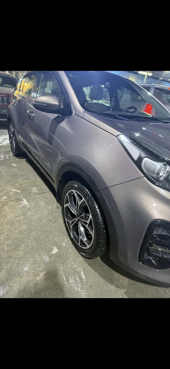 كيا سبورتج 2020 جي تي لاين ماشيه 52 الف مكفوله سعر 208 وبيها مجال ***********

