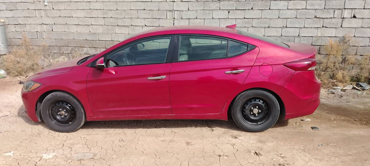 النترا ١٧ أربيل رقم انكليزي وارد بيه صبغ ٣ قطع السعر ١١٠  ديالى بعقوبه ***********
