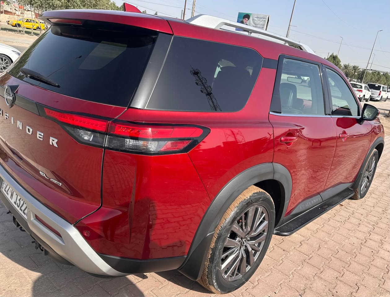 للبيع  : نيسان باثفايندر
الفئه : SL
فور ويل 4*4
الموديل: 2024
حجم المحرك : V6 3500  
اللون : احمر
الممشى: 31 الف كيلو 
المواصفات :
بانوراما 
قياده ذاتيه
كامرات 360 درجه
بردات خلفيه 
بصمة تشغيل
بصمات ابواب 
تشغيل عن بعد
تدفئة مقاعد اماميه
هيتر ستيرن 
مقاعد جلد
رادار امامي و خلفي و جانبي 
تحديد مسار 
حساسات اماميه
حساسات خلفيه
صندوك كهرباء 
7 وضعيات قياد
اوتو ستوب 
اوتو هولد 
رقم  شمالي وكالة
مكان السيارة البصرة
بدون حادث بدون ايرباك مفتوحه جاملقات و دعامية وراجعات نفسهن بيها صبغ بطرف الجاملق الامامي الايسر فقط من امريكا 5N1DR3CDORC214176
السعر 310 وبي مجال  *********** البصرة, العراق
