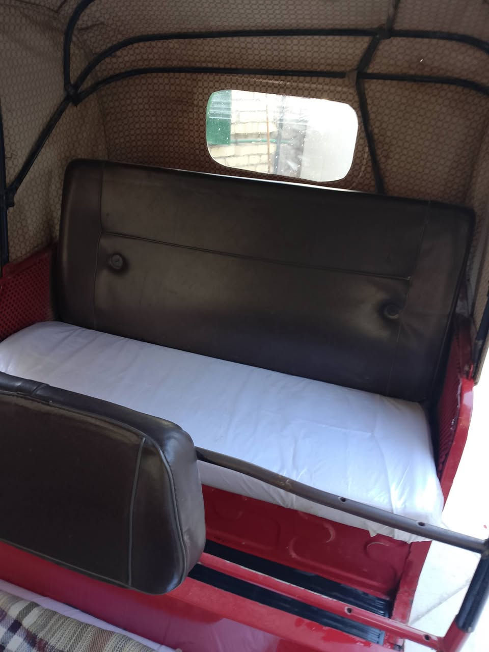 السلام عليكم
اوراق مكاتبه يم مكتب حسين اوراق كامله بس بل حاسبه مال مرور مايسجله البيعلك اوراق ماترقم
تكتك جاهزة كهربائيات كلهة شغاله
3و700
مكاني كربلاء 
***********
