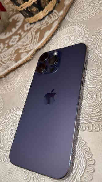 السلام عليكم 
ايفون 14 برو ماكس عربي شرق اوسط 
ذاكرة 256
بطارية 85
كارتونة وغراضة كاملة
السعر  850 
***********
