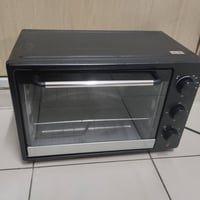 ميز طعام • فرن