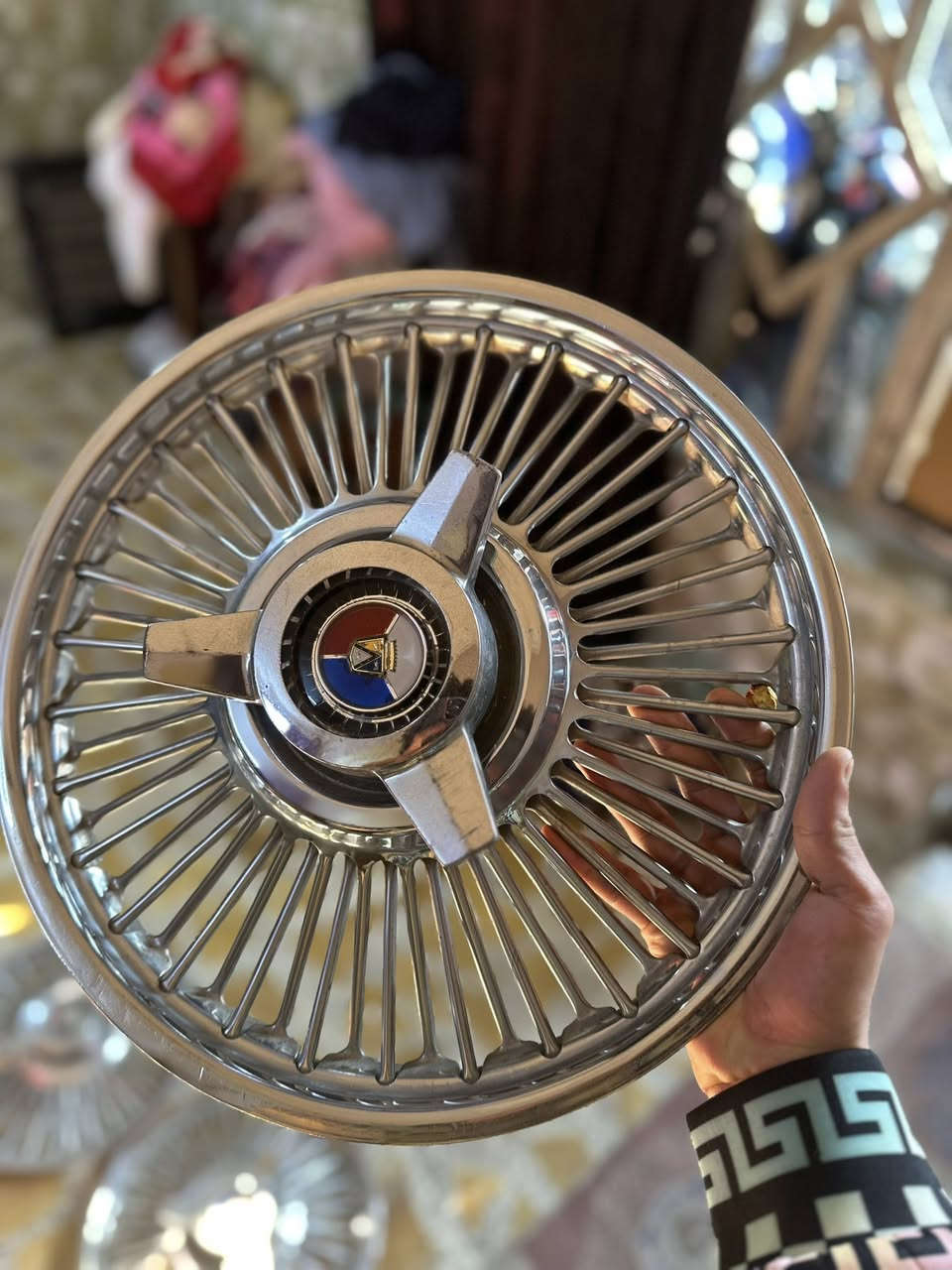 كبات كلكسيات حجم 14 نضافه كدامك لامعوجات ولامصلحات
اصلي مو مجدد السعر 675 الف
مكاني بغداد ***********
