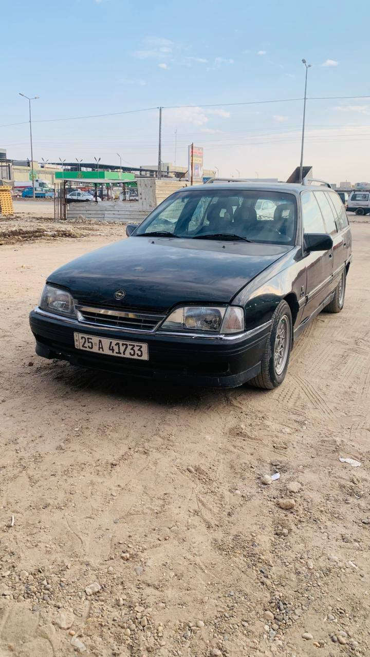 اوبل اوميكا ستيشن موديل1993 محرك 2000 گير عادي رقم كركوك دولي بأي محافظة يتحول مصبوغة عام للجمالية بدون ضرر ، السيارة جاهزة بدون نقص السعر 37$بيها مجال بسيط
المكان بغداد ابو غريب 
رقم الهاتف ***********
