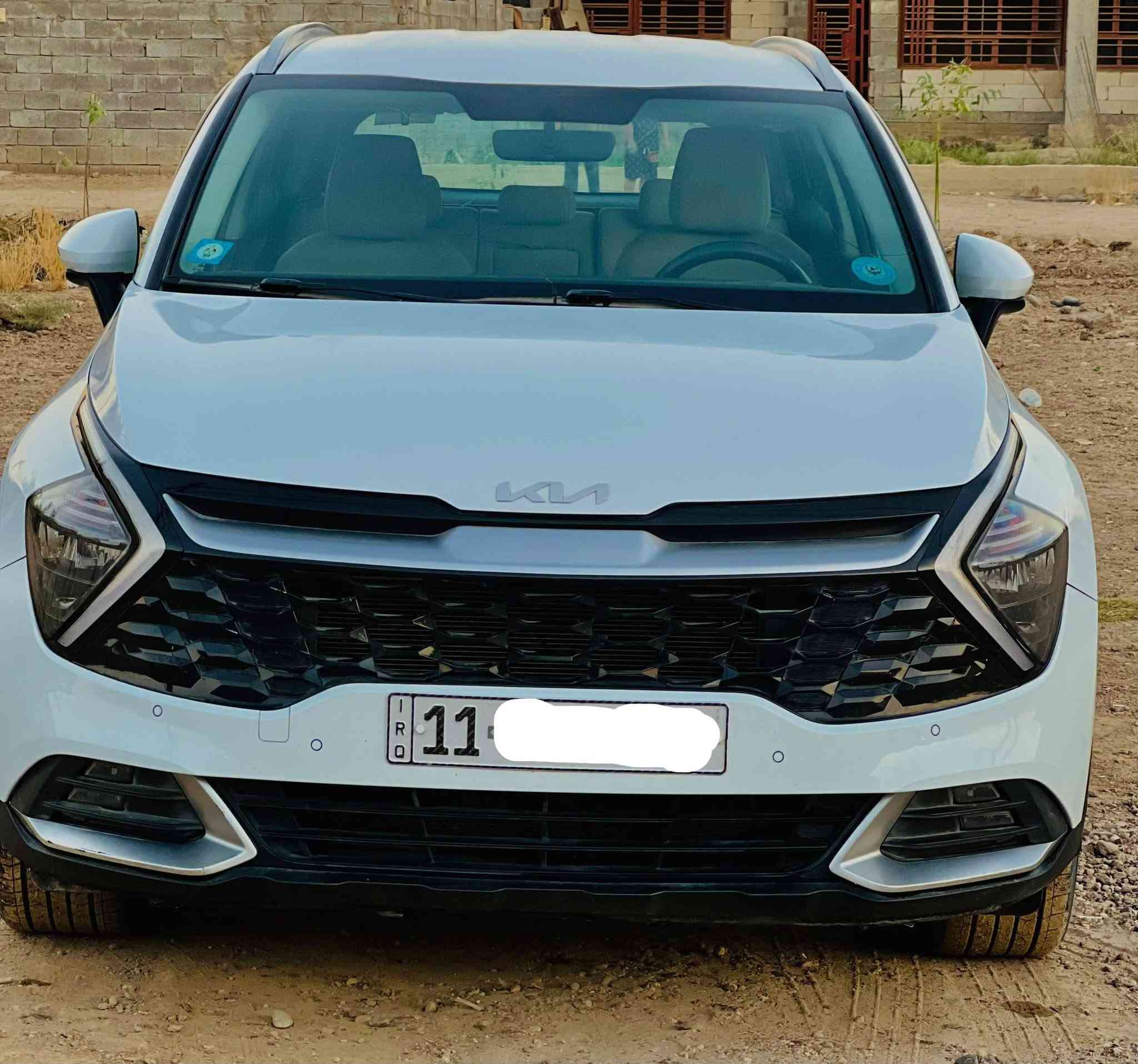 السلام عليكم
اسبورتج للبيع 23 خليجي أبيض 

ماشيه 80 حقيقي 

السعر   185 

بيها باب خلفي صبغ فقط 

دحجه بالجاملق الامامي موضح بالصورة 

مواصفات 

بصمه تشغيل

بصمه ابواب وترحيب 

ويل 19 

حساسات أمامية وخلفية 

شاشة متصلة

درايف مود 

اوتو هولد 

وضعية قيادة اسبورت نورمل ايكو 

شفتات قيادة 

السونار مرفق

رقم الهاتف ***********
