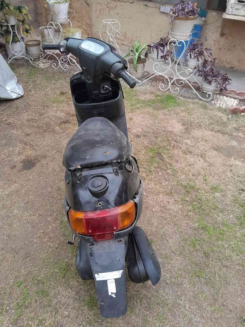 سلام عليكم بطه ياماها 60 
السعر 250 هندر فقط شغاله  شلعه صجم جديد قايش وتاير 
***********
حي الجمعية
