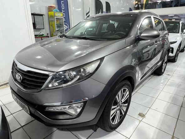 سبورتج خليجي 2016 🔥🔥🔥
ماشيه 83 الف كيلو 

محرك 2400 دوووش

فور ويل 

صبغ ربع بنيد بدون دواخل 

بارد في الصندوق صغير فقط

العنوان بغداد الكريعات معرض الماسه 

للاستفسار على الرقم 

***********

غير متواجد على الخاص
