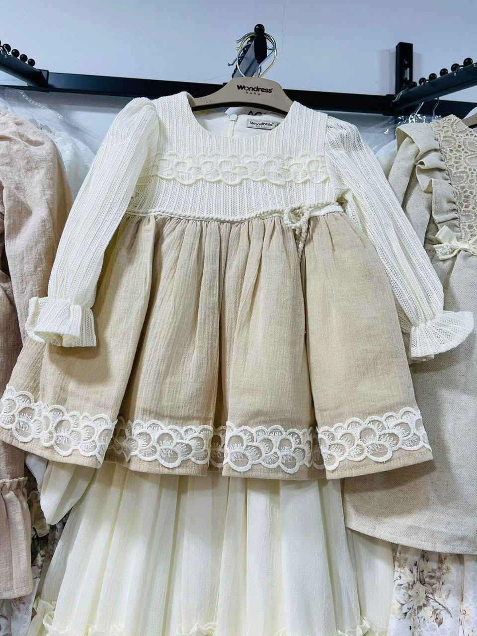 مسواك جديد العنوان داخل فرع طرشي ابومروه مقابيل البانزيخانة الزاب ايفتح المحل مسائي


**إذا كنت صاحب هذا الإعلان وتريد حذفه لأي سبب، رجاءا أرسل رسالة إلى الدعم الفني**