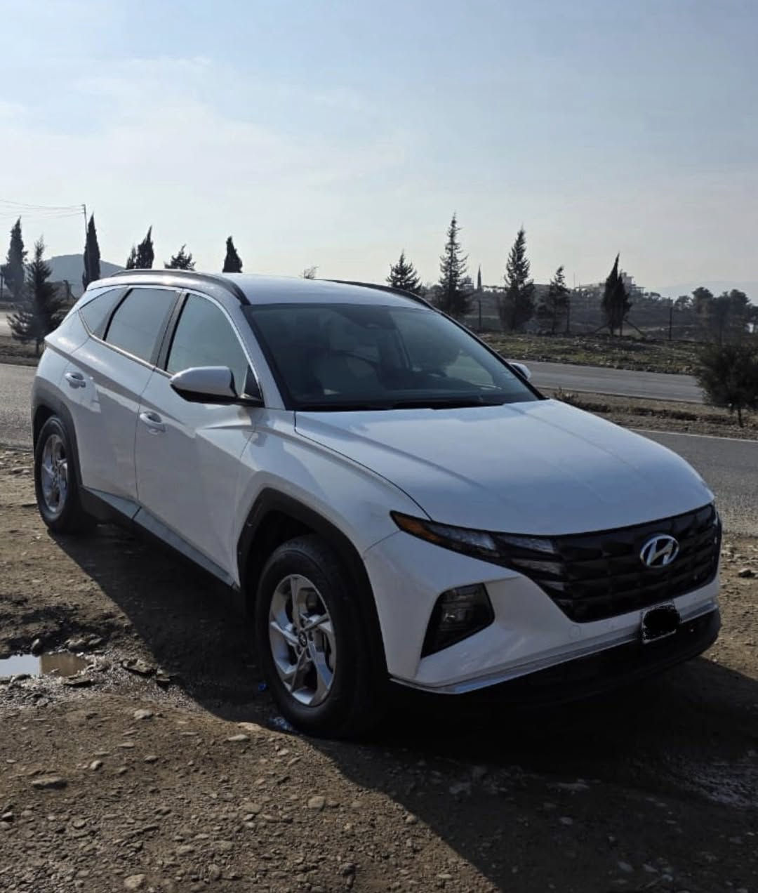 السلام عليكم توسان 24 دخول جديد بدون رقم
السعر جداً مناسب الدواخل المرغوبه بيجي واسودّ 
لون ابيض SEL فول مواصفات عدى الفتحه 
ماشيه 5000 كيلو زيرو بحاله الوكاله حادثه تخريب 
مكفوله كفاله عامه من المحرك الشاصي الغود 
حادثه عباره عن فاتحين البنيد والجاملغ والراديتر 
راجعات كلهن كفاله عدى البنيد سرقه السياره ليبل واحد 
مواصفات السياره 
تشغيل عن بعد إضافه إلى تشغيل بصمه 
دخول ذكي+ جنطه كهرباء + رادرات 360
توقف ذاتي + قياده ذاتيه+ تحديد مسافه 
كراسي كهرباء مع تدفئه + تبريد منفصل عن الراكب 
السياره فول عدى الفتحه كلش حلوه وسعره مناسب 
للاستفسار اكثر ***********
السعر 192 وبيها مجال اسف ع الاطاله.
