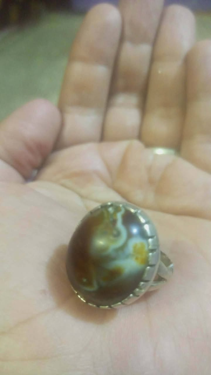 سلام عليكم للبيع محابس زوعة حيه وداودي احمر و عقيق اخضر مكتوب آيات قرآنية وجزع ابيض فيروزي نيشابوري ناعمه كل محبس وسعره فضة عيار 925
#يوجدتوصيل كافة محافظات العراق
#بدون مراوس


**إذا كنت صاحب هذا الإعلان وتريد حذفه لأي سبب، رجاءا أرسل رسالة إلى الدعم الفني**