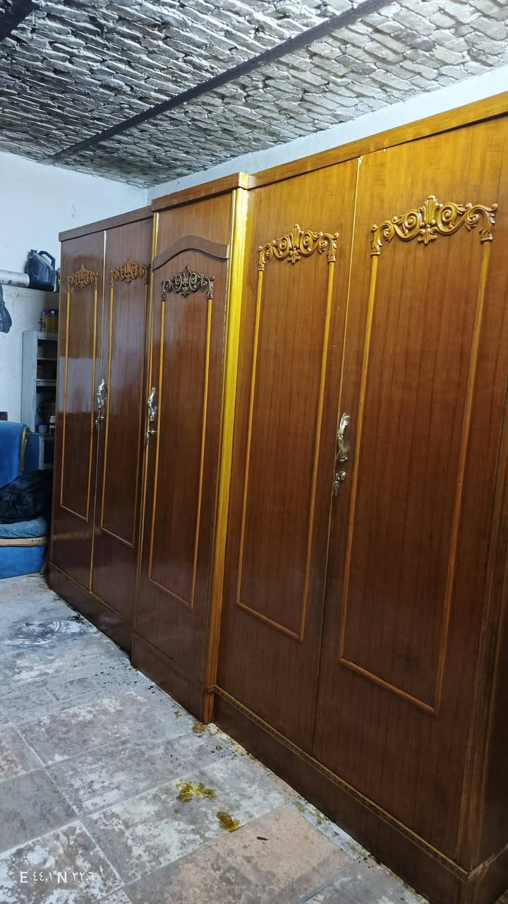 كنتور صاج مستعمل نظيف مثل ما واضح بالصوره السعر 225 العنوان كربلاء شارع سيد اسماعيل الرئيسي ويوجد خدمه توصيل هاتف ***********
***********
