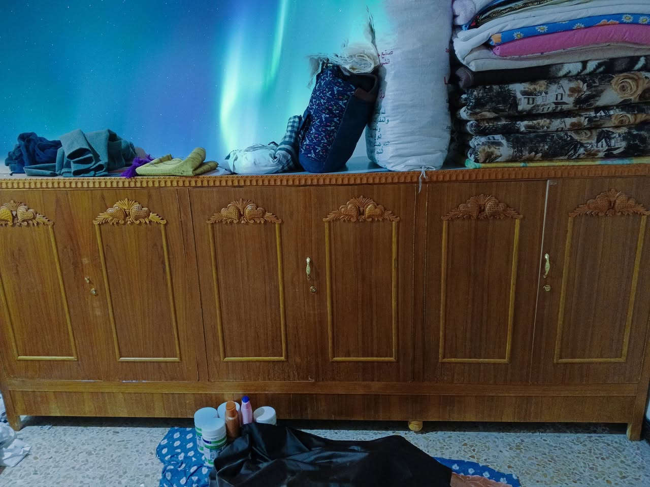 عدنا اغراض البيت لبيع بااسعار مناسبة اغراض مستعمل شي قليل اخو جديد اتصال على رقم اسيا ***********
