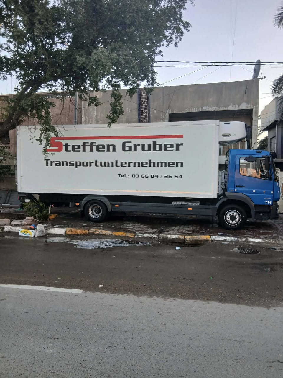 السلام عليكم ورحمه الله وبركاته للبيع اتيكو مارسيدس موديل 2017 رقم سليمانيه فول مواصفات أي استفسار على الرقم *********** أبو مصطفى
