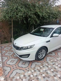 كيا اوبتيما 2011 محرك 2000 تبريد قطعتين  حداديه خير من الله  رقم مثنى ...