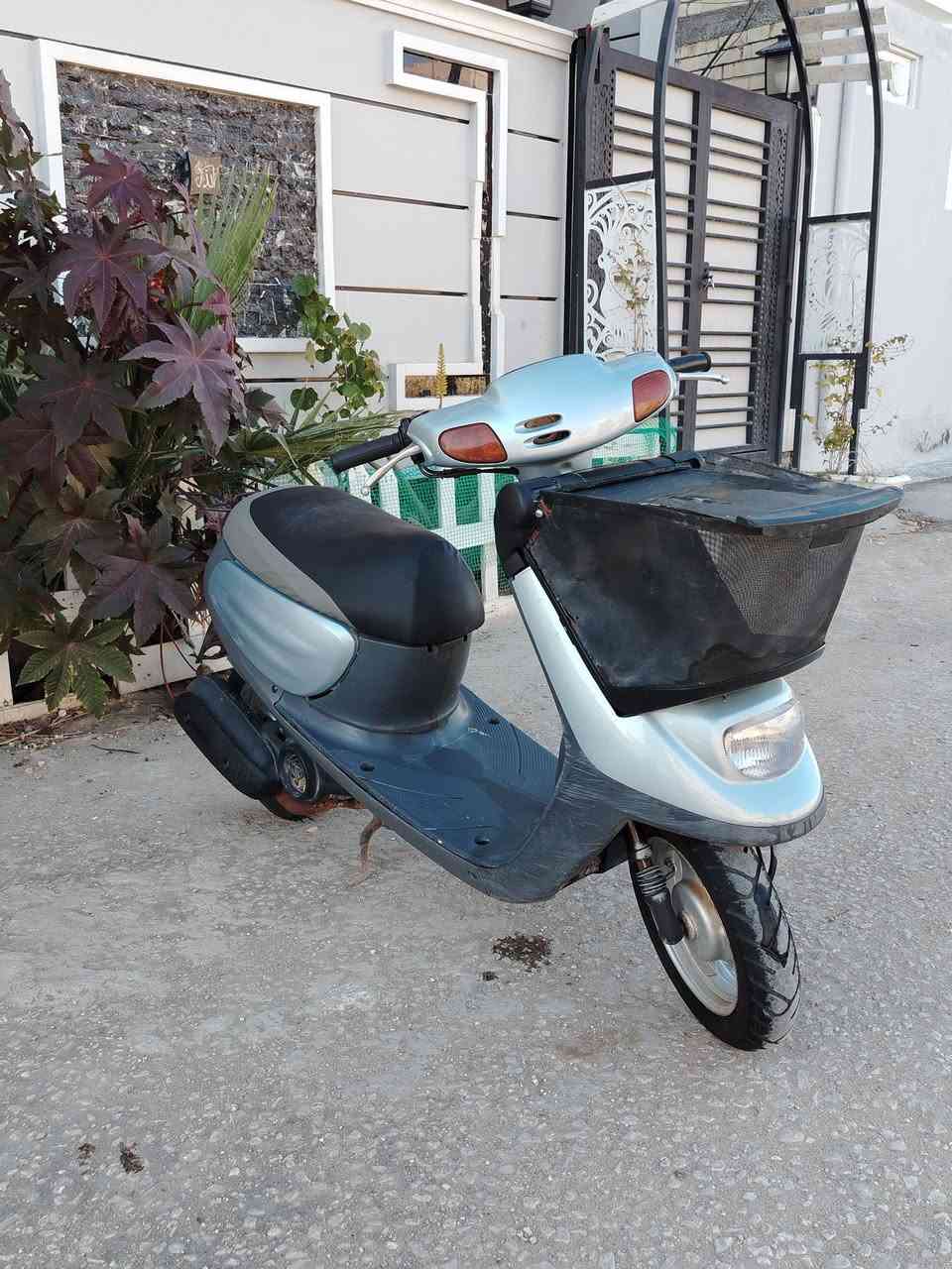 سلام عليكم دراجه منغولي خطين دراجه كله بلاديه سلف هندر كهربائيات كله شغاله السعر 450 مكاني البوبيات للاستفسار ***********
