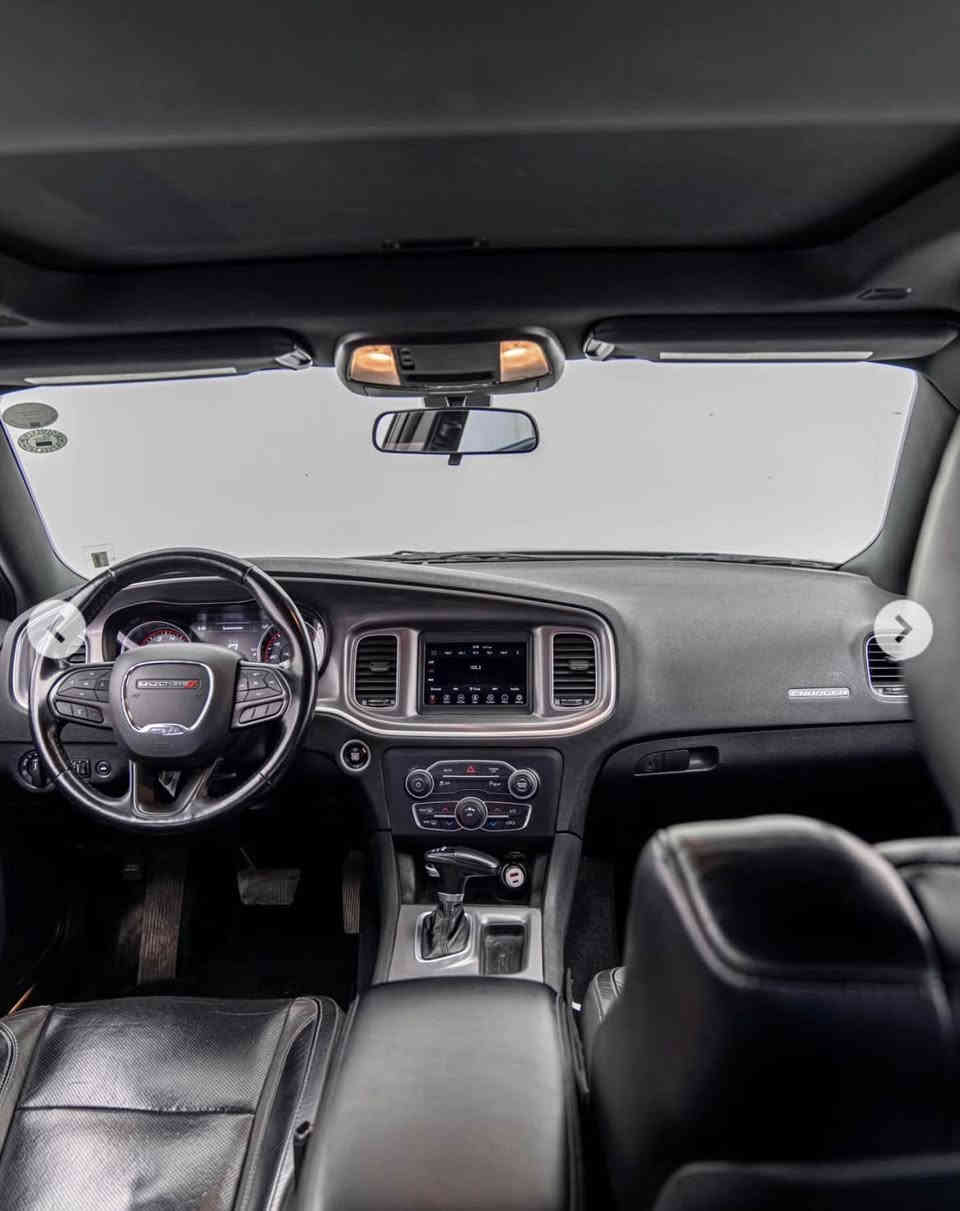 السلام عليكم من رخصه الادمن
دوج جارجر SXT+ 
موديل 2022
ماشيه 75 الف مايل 
فول ماصفات البلاص غنيه عن التعريف
رقم سنويه هزه كله جديد مرقمه دهوك
سياره كلين تايتل بيه شويه بارد جاملخ الوره 
جاهزه مابيه اي نواقص مكان سياه دهوك
سعر273 ورقه وبيه مجال
تواصل واتس اب ***********
اي استفسار اتصل وبل خدمه
