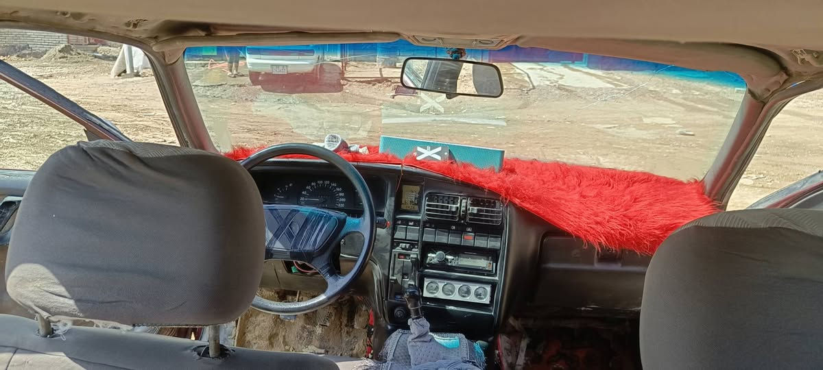 سلام عليكم
اوبل اوميكا موديل 1990 صلاح الدين الماني حرف اليف السنويه صاقطه بل 2018/10/20صحبه الشرعي موجود 
بخصوص المحرك ينقص  الكشر كدام العين السياره صح شغله وروح وجي بيه الشغلي بس يرادله ترتيب لان بيه خياسات وبيه اخياس بل شاصي الخلفي السياره للبيع او امراوس حسب القناعه اريد السياره 12ورقه ***********
