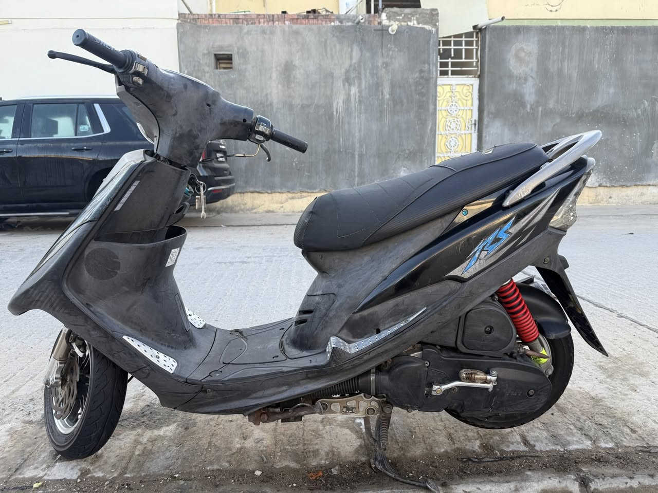 سلام عليكم 
دراجه ماكس عداله للبيع  مزوده صالنصه صجميه شيال رياضي زنون فلاوين صدر NSY هندر كوسو دراجه بلاديه مكينه49 بلاديه شلعه ومعدل الدراجه كلها بلاديه المكينه كلها بلاديه الدراجه ابيعها بدون ويل الدراجه معروضه بدون ويل  عنوان نجف قريه الغدير  رقم *********** بس واتساب بي شراي يراسل خاص
