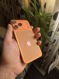 ايفون Xr محور 17برو طبق الاصل  نضيف لوك كله شرط مامفتوح ذاكره 64 بطاري...