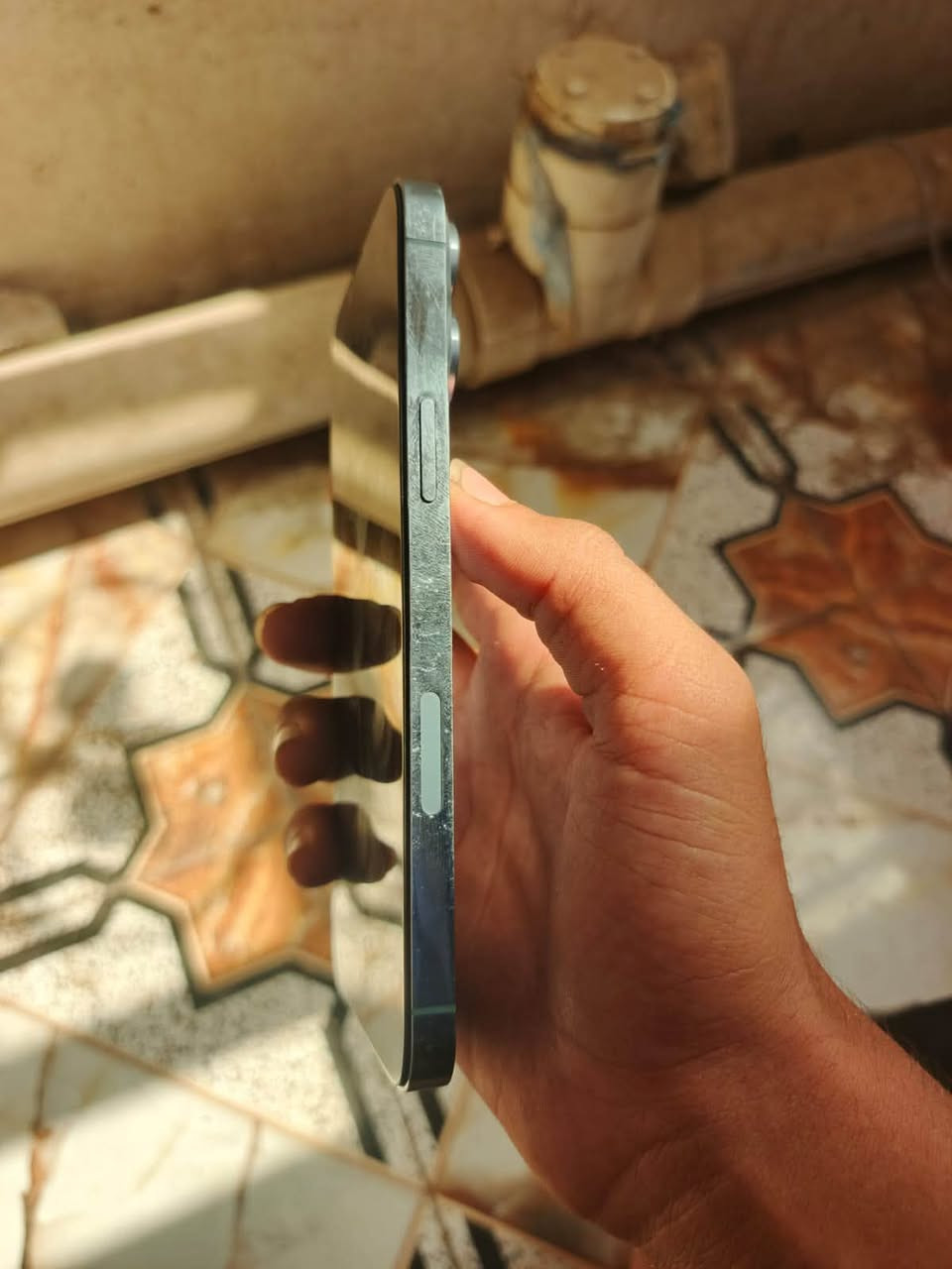السلام عليكم 
آيفون ١٣ برو ماكس ٢٥٦ بطاريه ١٠٠مستبدل
ألون بحري 
كله شغال فيس إيدي اتصال سيمكارت وآي فأي فرمته كله شغال كامرات خلفيه بيهن غواش الباقي مكفول تجي تفحص ع راحتك شاشه ٣ خيارت مستبدل شرط نوعيه اصليه 
السعر٣٧٥  بغداد الحسينية ***********
