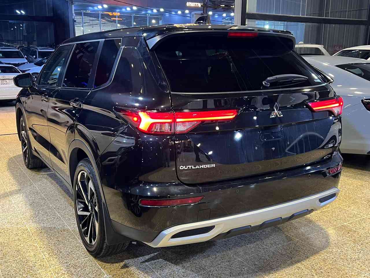 ⁨	عربى/کوردی
ميتسوبيشي
اوتلاندر, SE, 2024
عدد الأميال : 21,000 ميل
ضرر: قطعة واحدة
سلندر: 4 سلندر
محرک: 2.5
السعر / اتصل بنا
الكاميرا الخلفية - مستشعر وقوف - تدفئة المقاعد - مثبت السرعة - نوافذ كهربائية - شاشة - مقاعد كهربائية - المصابيح الأمامية ليد - لوحة قيادة رقمية - 4x4 - رادار - كشافات ضباب - فرامل الوقوف الإلكتروني - وضع القيادة
***
میتسوبیشی
ئاوتلاندەر, SE, 2024
ماوەی ڕۆیشتن : 21,000 ميل
بۆیاغ: 1 پارچە
پستۆن: 4 پستۆن
بزوێنەر: 2.5
 نرخ / پەیوەندی بکە
کامێرای دواوە - حەساس - گەرمکەرەوەی کوشن - دیاریکرنی خێرایی - جام کارەبایی - شاشە - کورسی کارەبایی - لایتی پێشەوەی لید - شاشەی داشبۆرد - 4x4 - ڕادار - بلاجکتۆر - برێکی وەستانی ئەلیکترۆنی - شێوازی لێخوڕین

Rear Camera - Parking Sensor - Seat Heating - Cruise Control - Power Windows - Screen - Electric Seats - LED Headlights - Digital Cockpit - 4x4 - Radar - Fog Lamp - Electronic Parking Brake - Drive Mode

0750 489 8729
0750 311 9925
0775 888 5388⁩
