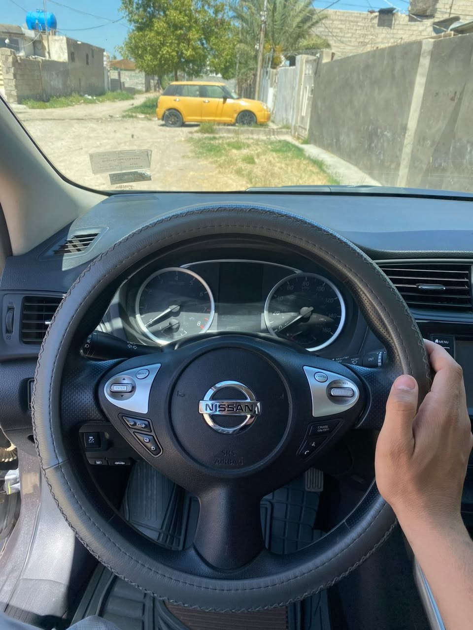 السلام عليكم نيسان سنترا
السيارة بسمي 
ماشية ٥٢ الف ميل 
السياره بدون اي نقص 
السياره مكفوله ماعدا شبر ب جامرلغ مرجع بارد ومصبوغ ع كده مثل ما موضح بالصور غيرها السياره مكفوله 
السعر 116وبيها مجال مكاني بعقوبه
 ***********
