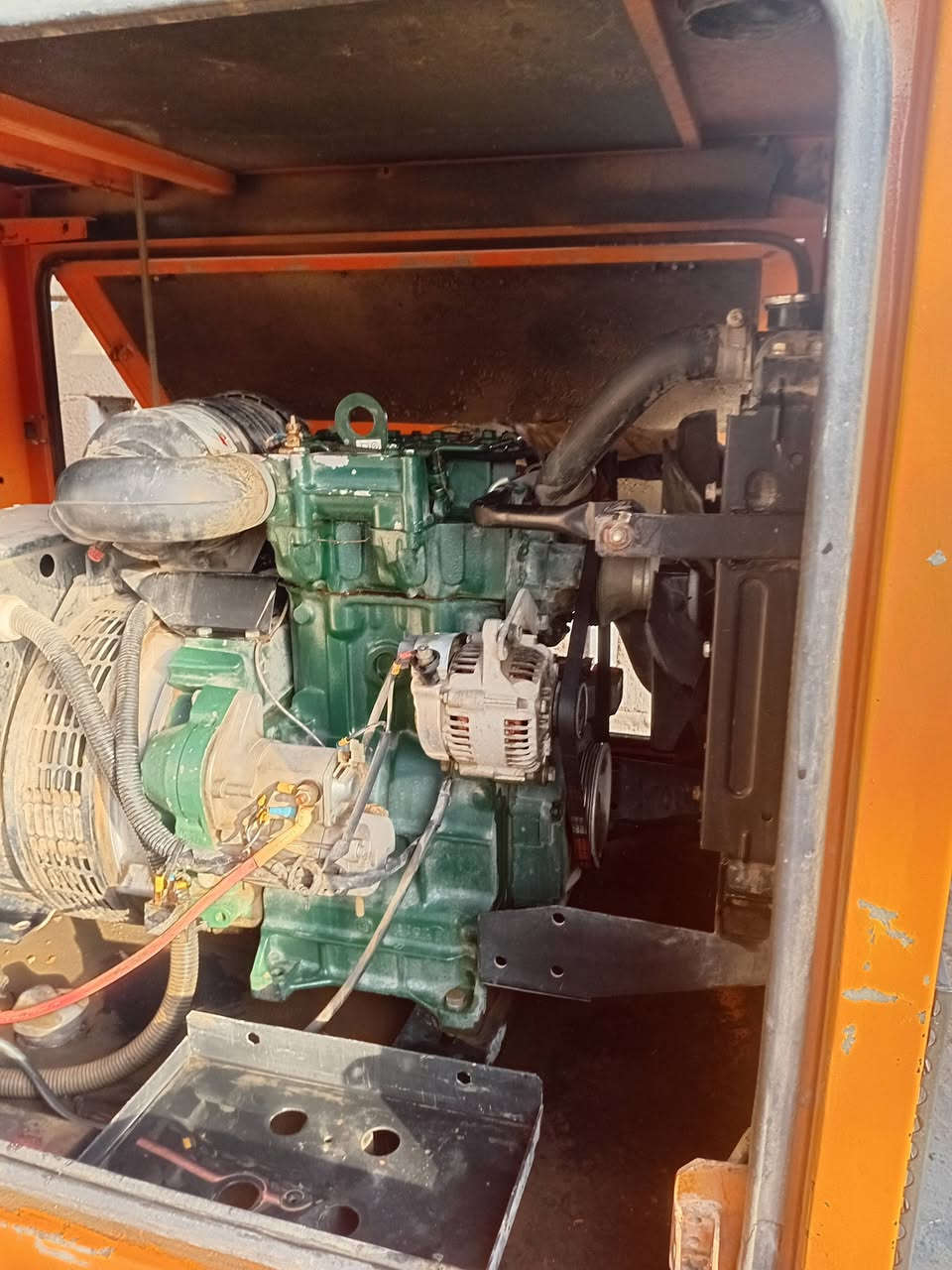 مولد لستر بتر انكليزي 11 Kv بلادي نضيف كلش تشغيل ذاتي ***********
