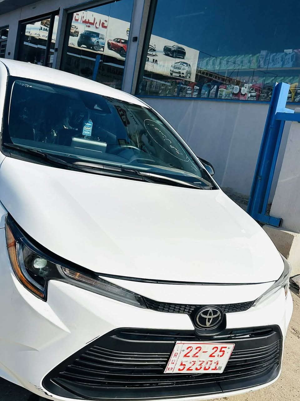 عندي كورلا موديل ٢٤ وارد امريكي اراوس براف فور من موديل ٢٠ وفوك خل بيها قطعتين ثلاث مو مشكله اهم شي سعرها مناسب  الكورلا رقم أربيل بدون دواخل بدون شواصي محرك كير كلو بلشرط بيها هاذي طخات فقط ***********
***********
