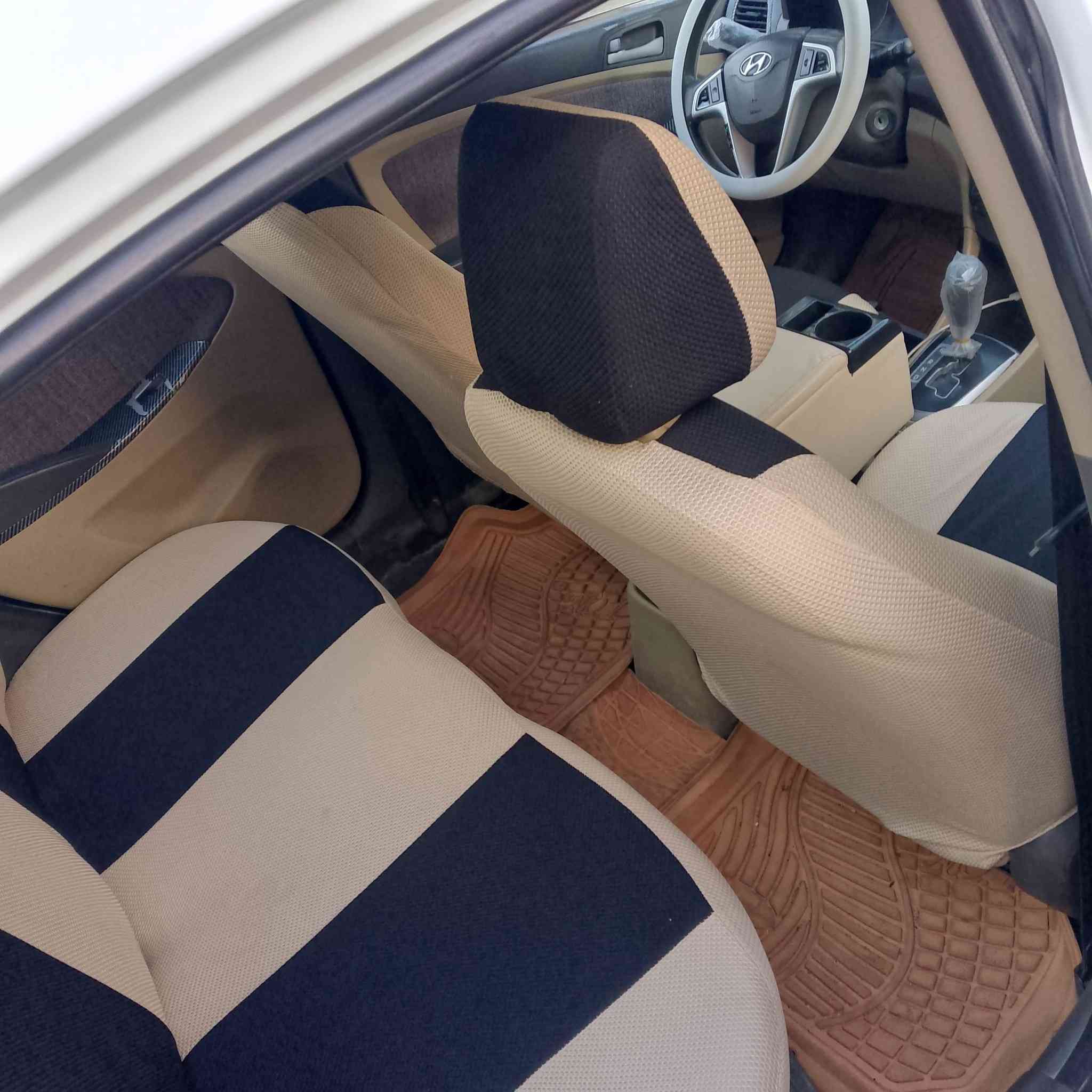 سلام عليكم اكسنت خليجي موديل 12 سياره فول مواصفات مكينه 1600دوش قطرتين كبر ومكينه حاويه بجيس بيها قبق جنطه تبديل نفس لون بدون اي ضرر وليها جاملغ امامي صبغ بدون اي ضرر داخلي طخه دراجه ونصبغ سياره مدوشمه كامله مكمله كبل لشارع سعر 92 وبيها مجال مكاني بغداد الدوره ***********
