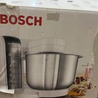 عجانة بوش ألماني • ٤ لتر • طاسة نايلون جديد