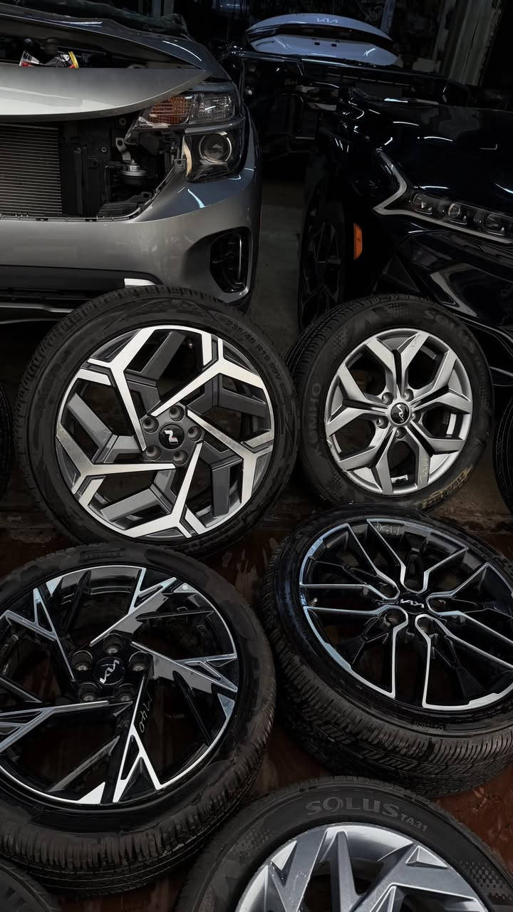 إعلان 📣 

يتوفر جميع أنواع الويل كب للسيارات كوري وارد أمريكي 🇺🇸 
2023
2026
عنوان المحل بغداد القصر الأبيض 

مصطفى الفرطوسي 

هاتف ☎️ 
***********
