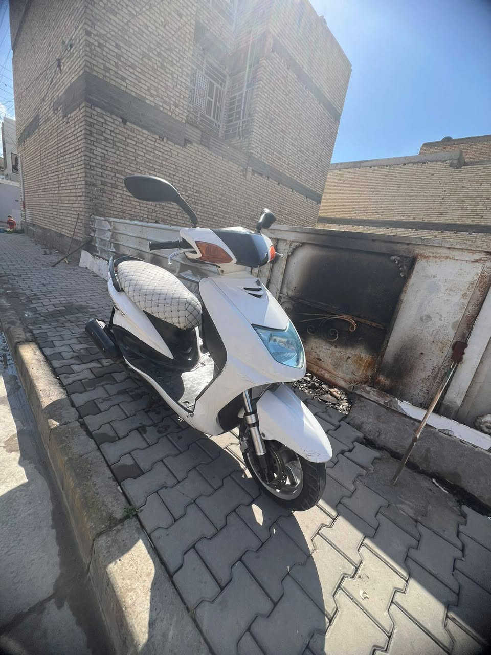 لبيع دراجه سكنس نثيه ياباني ستان حساس محرك ناعم كهربائيات كامله سلف هندى شغال تايرات جدد دبلات مزوده لسعر 450 وبيه مجال مكان الحسينيه راشديه رقم ‏‪***********‬‏
