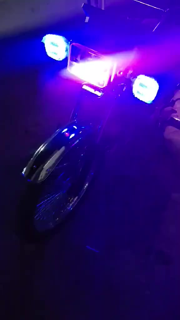 سلام عليكم دراجة تايكر موديل 2026 دراجة زيرو من معرض للبيت عل سحك ماشية ٢٠٠ بس اوراق كاملة نازلة من ابو حمرة سعرها ٧٧٥ وبيها مجال حك جية ابو ٧٠٠ لا تعلق ولا تخابر مكاني ديالى بعقوبة شراي يتصل على الرقم *********** ❤️❤️
