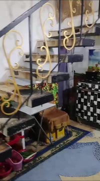 منطقة الحسينية • ١٠٠م • ٣ غرف