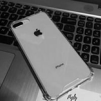 آيفون ٨ بلس • ٦٤ • بطاريه 100