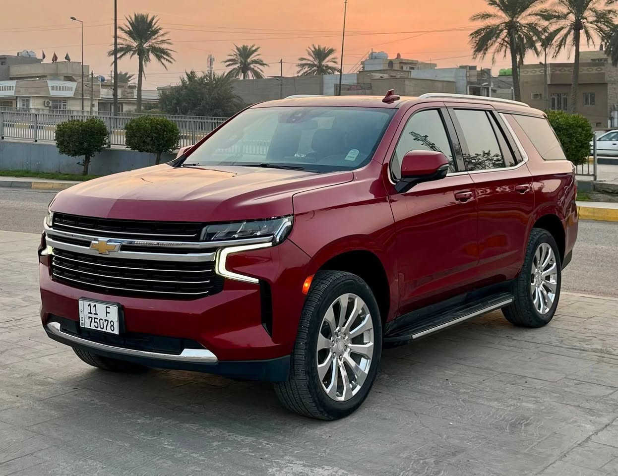 السلام عليكم 

شوفرليت تاهو 2021 LT فول مواصفات 

وارد امريكي صور الحادث مرفقة بل منشور 

رقم بغداد تحويل ثاني يوم 

المواصفات:بصمة-بصمة ابواب-تشغيل عن بعد

بانوراما-كامرات 360 درجة-رادارات 360 درجة 

حساس امامي-حساس خلفي-تحديد مسار-اطفاء ذاتي

كشنات جلد-كشنات الامامية كهرباء-ستيرن كهرباء

كشنات الامامية تدفئة-كشنات خلفية تدفئة-ستيرن تدفئة

تبريد مركزي-محرك 8 سلندر 5.3-7 راكب-دوس جانبية

ويل كب بريمير-LED امامي-لايت زنون-اشاير بل مري

جنطة كهرباء-شاشة كبيرة-كامرة دوارة-فول تحكم ستيرن

شحن واير ليس-ابل كار بلي-بلوتوث-AUX-ABS

مكان السيارة بغداد الدولعي 

للتواصل والاستفسار على الارقام التالية
***********
***********
